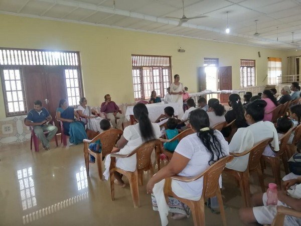 An entertainment program and uniform distribution program to school children in Homagama (2023-10-13)